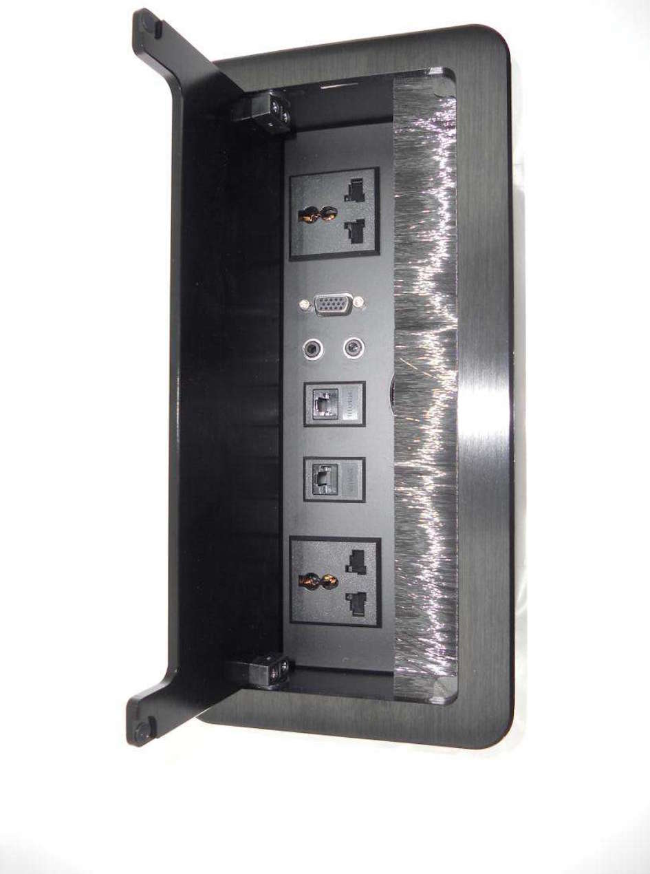 brush socket